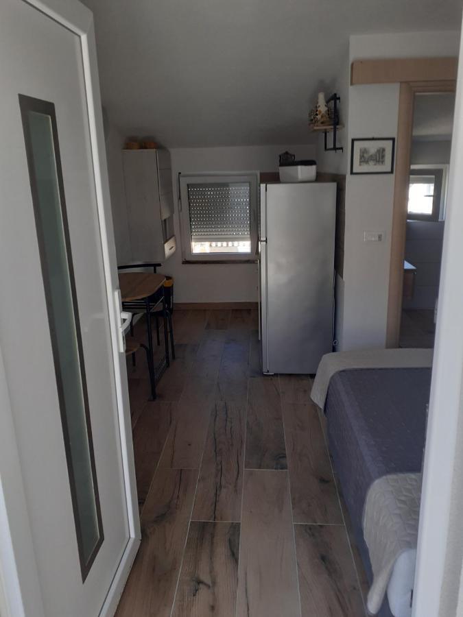 Pavel, Studio Apartman Privlaka  Luaran gambar