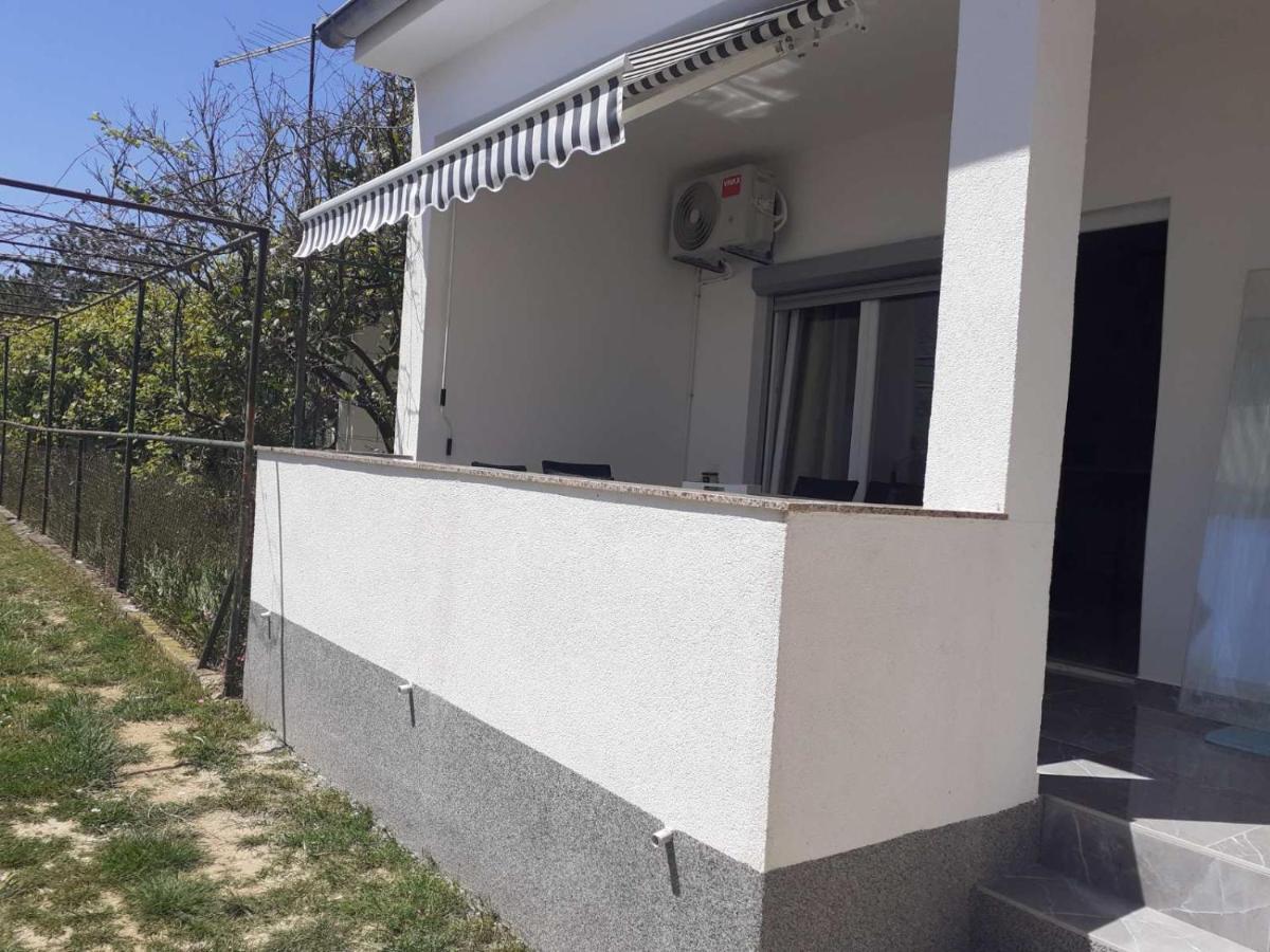 Pavel, Studio Apartman Privlaka  Luaran gambar